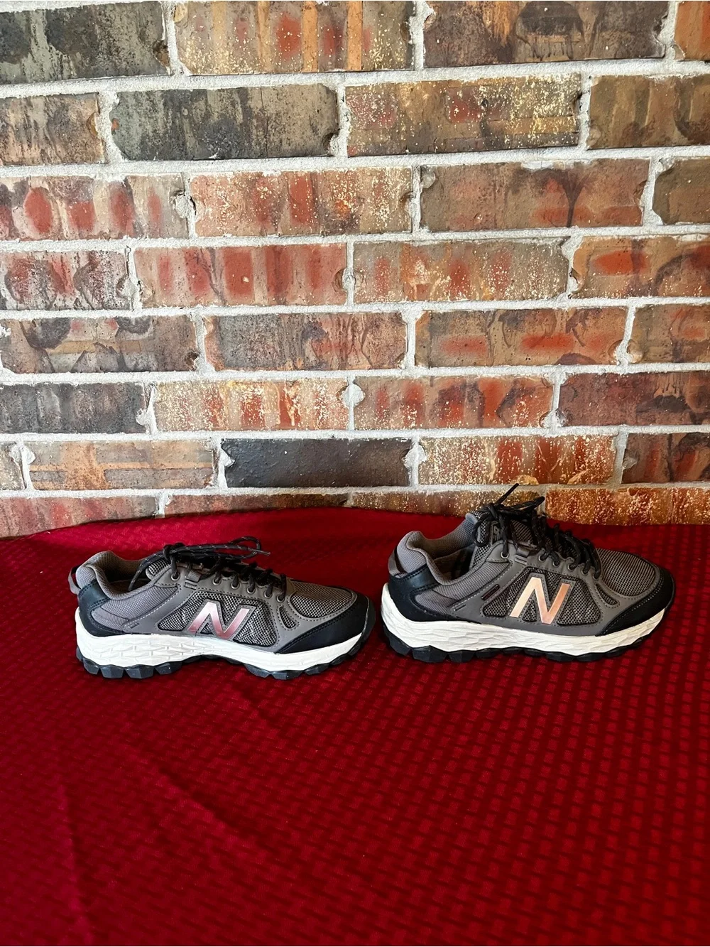 New Balance 1350 V1 Women Gray Walking Shoe Size 8.5